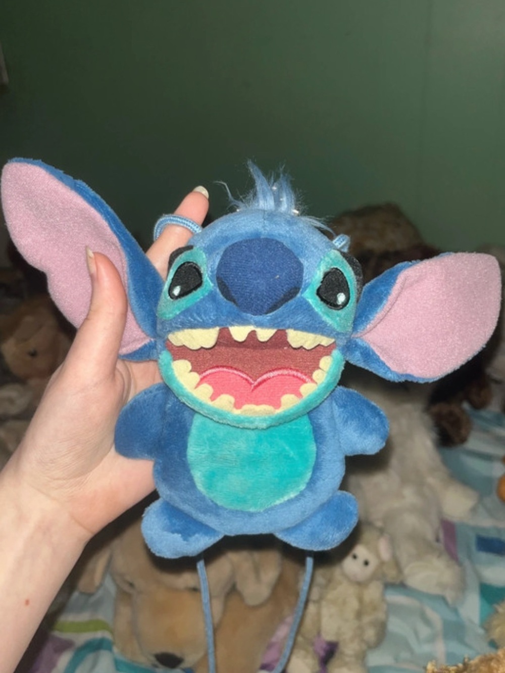 RARE- Disneys stitch coin purse